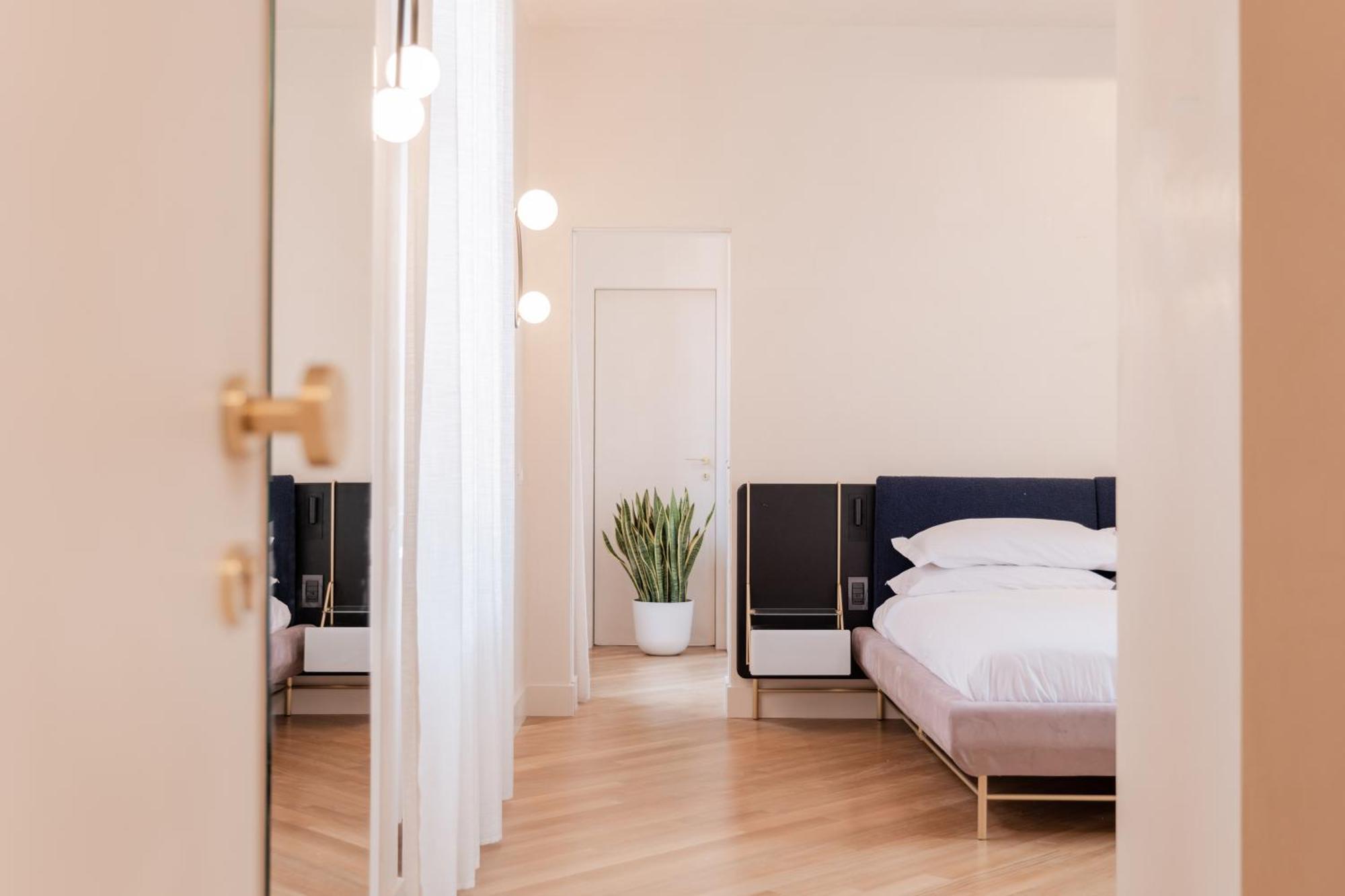 Palazzo Mazzini Aparthotel Como Bagian luar foto